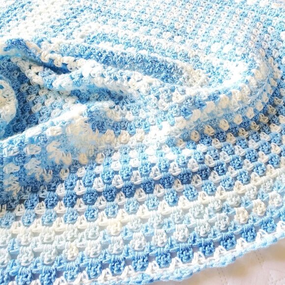 Crochet BABY BLANKET AFGHAN Granny Square 29"x 29" Blue White Girl Boy Girl - Picture 9 of 13